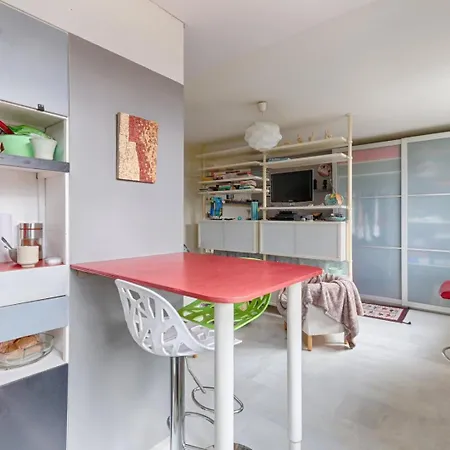 Residor - Cozy 10 Minutes From Paris